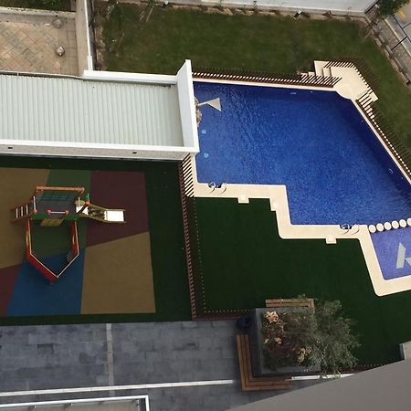 Edificio Attikos - Solo Familias Daire Gandía Dış mekan fotoğraf