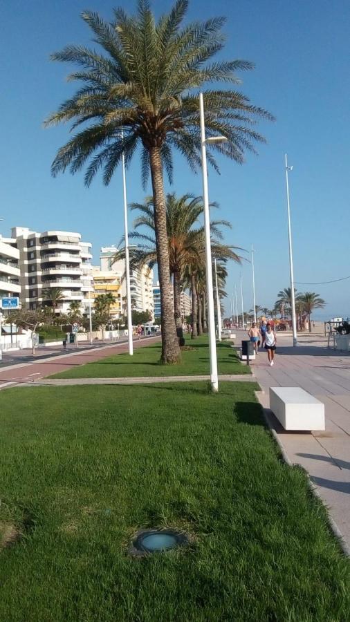 Edificio Attikos - Solo Familias Daire Gandía Dış mekan fotoğraf